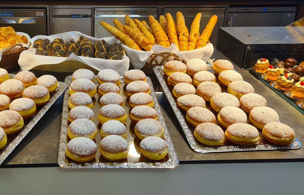Heyde Bäckerei & Konditorei Berenbosteler Backstube Köstlichkeiten aus der Backstube und der Konditorei - LBS 2